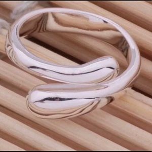 925 Stamped Sterling Silver Adjustable Ring NWT.